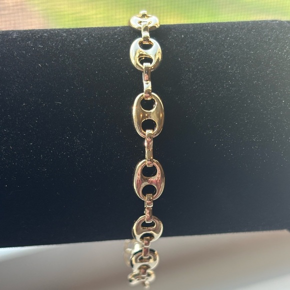 Jewelry - Gold Link Bracelet - Elegant Women’s Bracelet